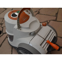 Разборка Philips Marathon Vacuum FC9202 (Французский)