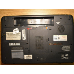 Замена батареи ноутбука Toshiba Satellite L505