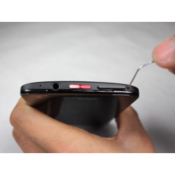 Замена HTC Droid ДНК SIM-карты