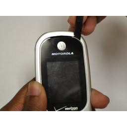 Замена крышки дисплея Motorola W315