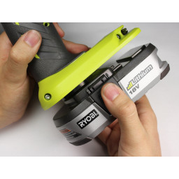 Ryobi P202 Замена батареи